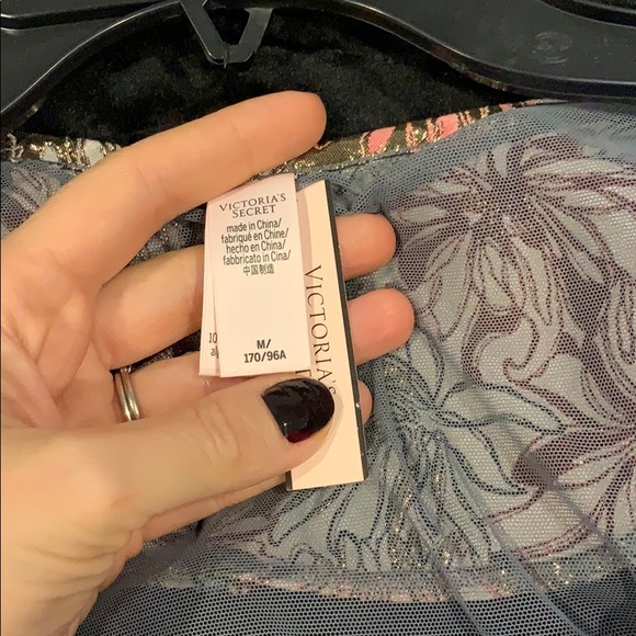 Victoria’s Secret Shine Brocade Raffle Bodysuit - Picture 4 of 5